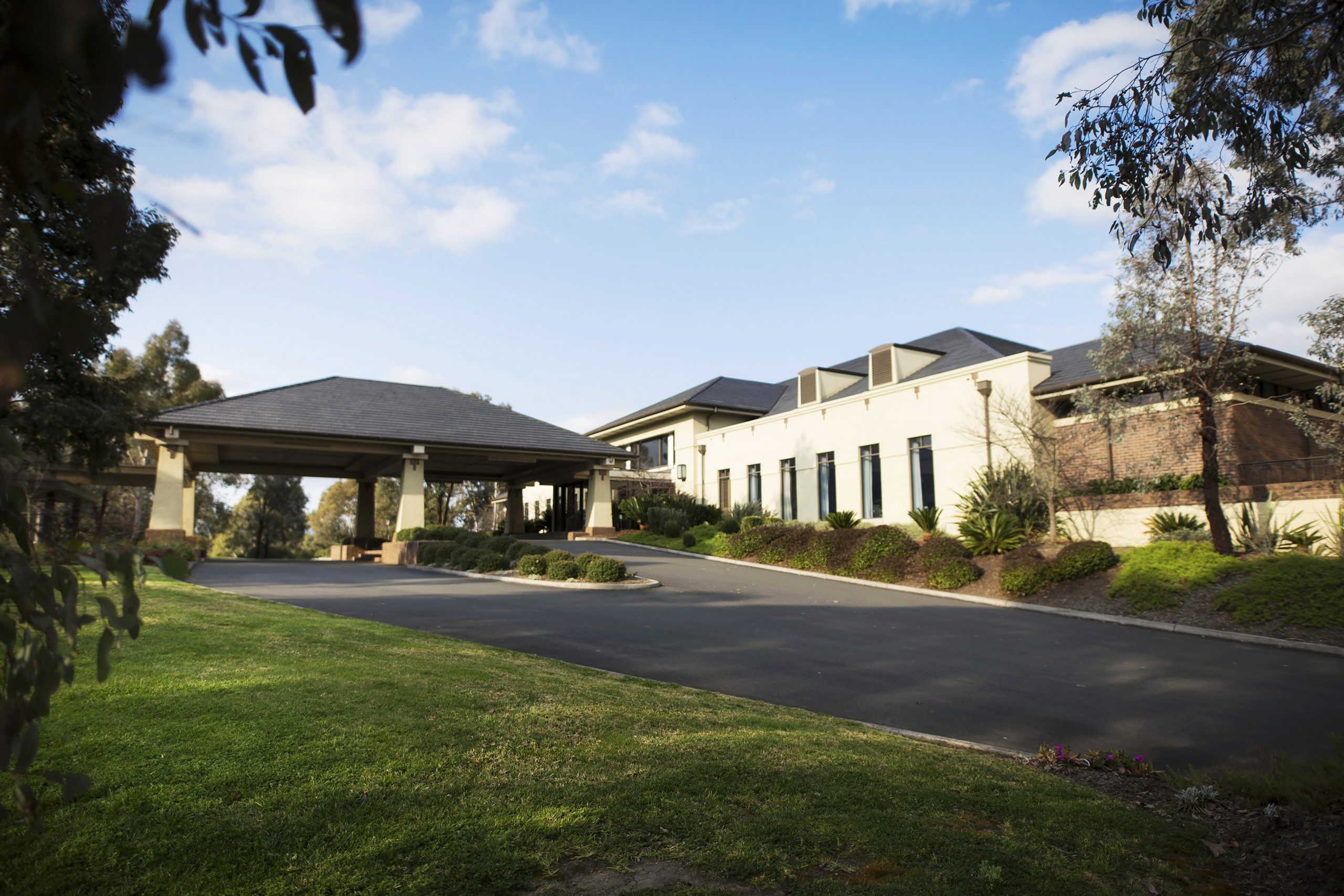 Hotel Information - Yarra Valley Lodge